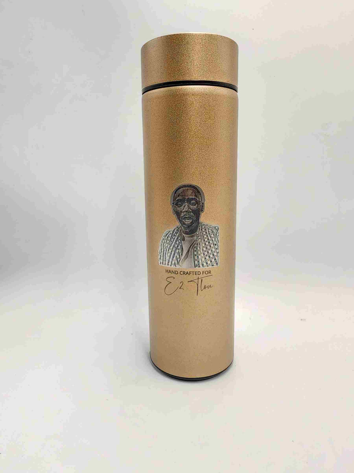 Smart Bottle with LED Temperature Display