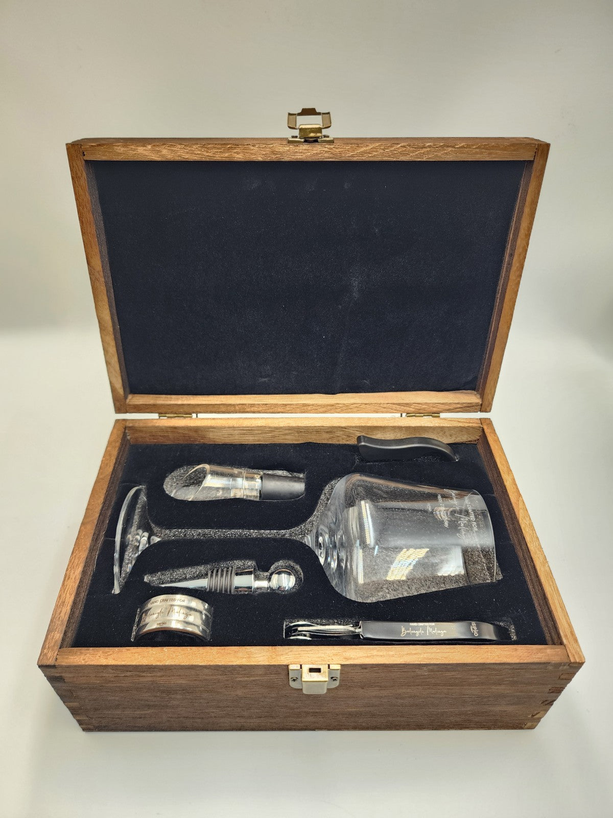 Single Wine Glass Premium Set.